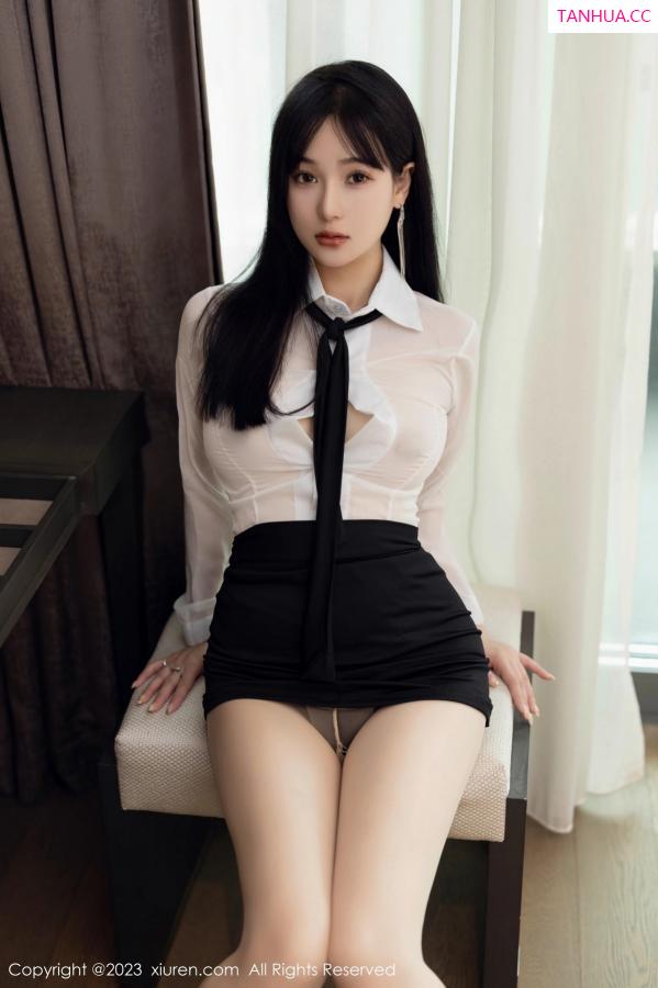 罗熙桐  [XiuRen]高清写真图 2023.05.10 No.6711 桐桐 长靴美腿第16张图片